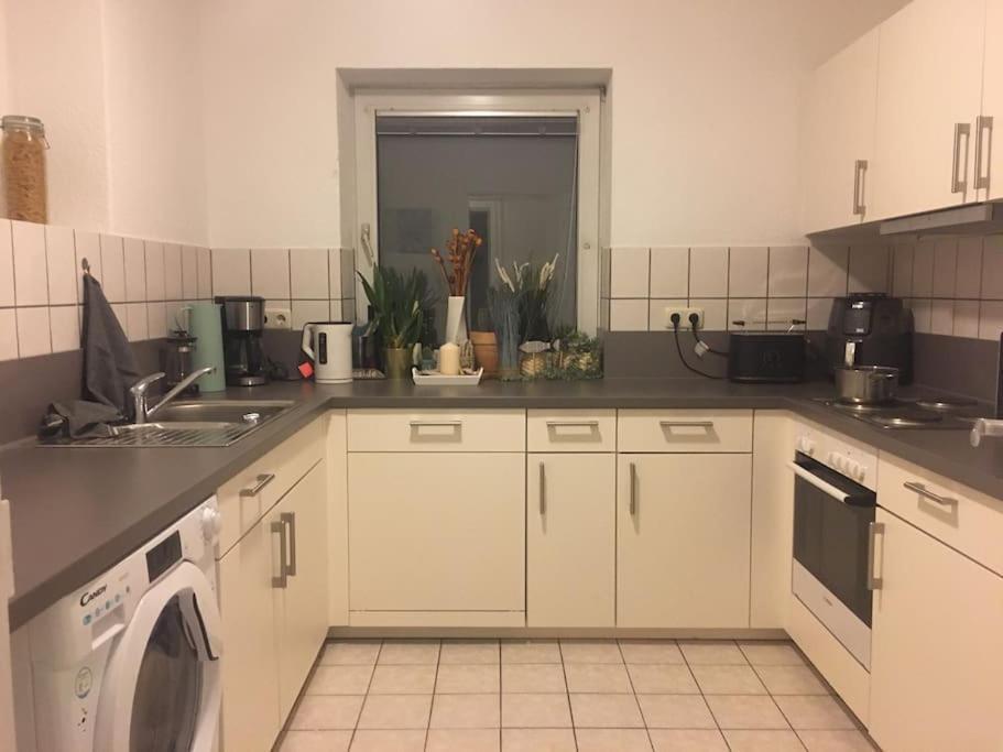 Schoene 2-Zimmerwohnung, 10 Geh-Minuten Zum Strand Timmendorfer Strand Exterior foto